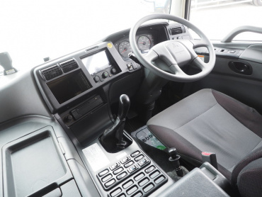 三菱ふそう スーパーグレート ウイング車 大型 QKG-FS54VZ 年式 H25 [写真31]