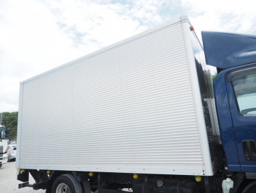 いすゞ エルフ バン車 小型 BKG-NMR85AN 年式 H22 [写真07]