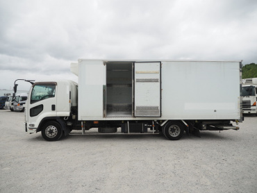 いすゞ フォワード 冷凍バン 中型 SKG-FRR90T2 年式 H23 [写真12]