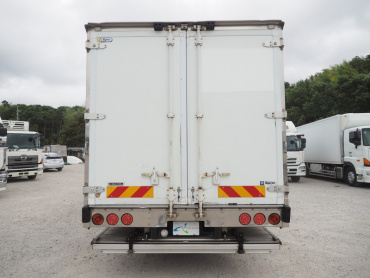 いすゞ フォワード 冷凍バン 中型 SKG-FRR90T2 年式 H23 [写真06]