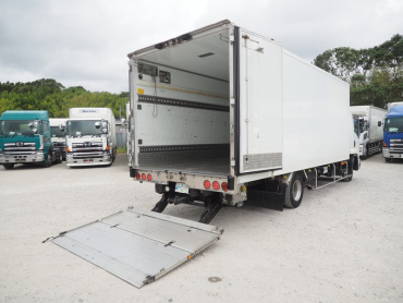 いすゞ フォワード 冷凍バン 中型 SKG-FRR90T2 年式 H23 [写真19]