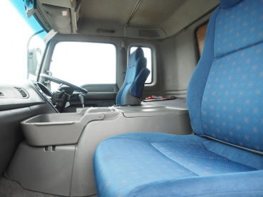 いすゞ ギガ ウイング車 大型 QKG-CYJ77A 年式 H25 [写真34]