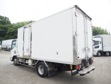 いすゞ エルフ 冷凍バン 小型 BKG-NMR85AN 年式 H22 [写真05]