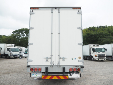 いすゞ ギガ ウイング車 大型 QKG-CYJ77A 年式 H25 [写真05]