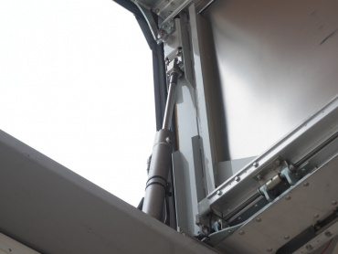 いすゞ ギガ ウイング車 大型 QKG-CYJ77A 年式 H25 [写真11]