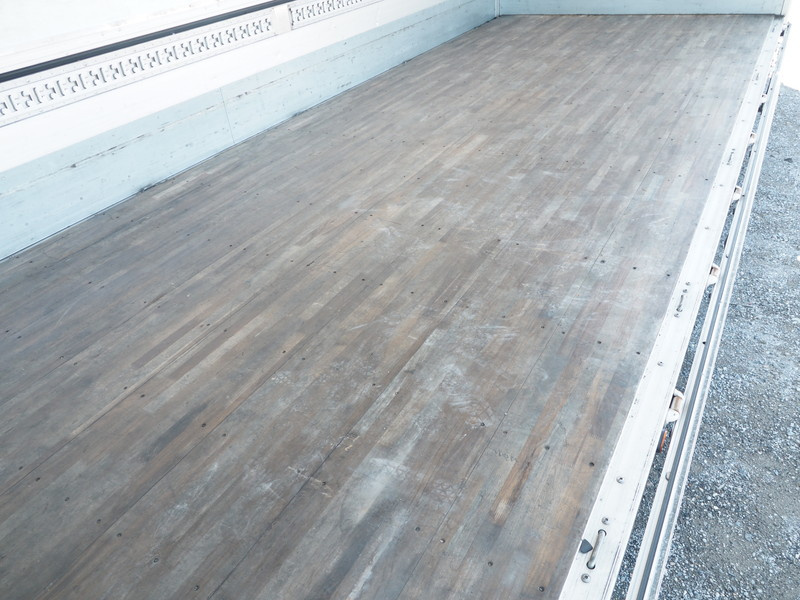 三菱ふそう ファイター ウイング車 中型 TKG-FK61F 年式 H27[写真24]