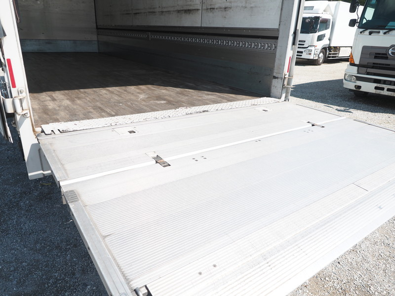 三菱ふそう ファイター ウイング車 中型 TKG-FK61F 年式 H27[写真32]