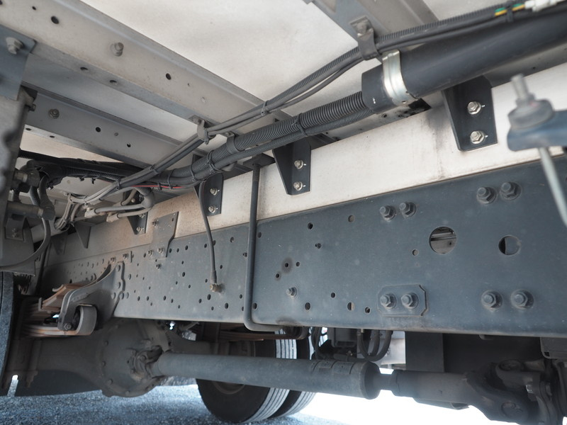 三菱ふそう ファイター ウイング車 中型 TKG-FK61F 年式 H27[写真45]