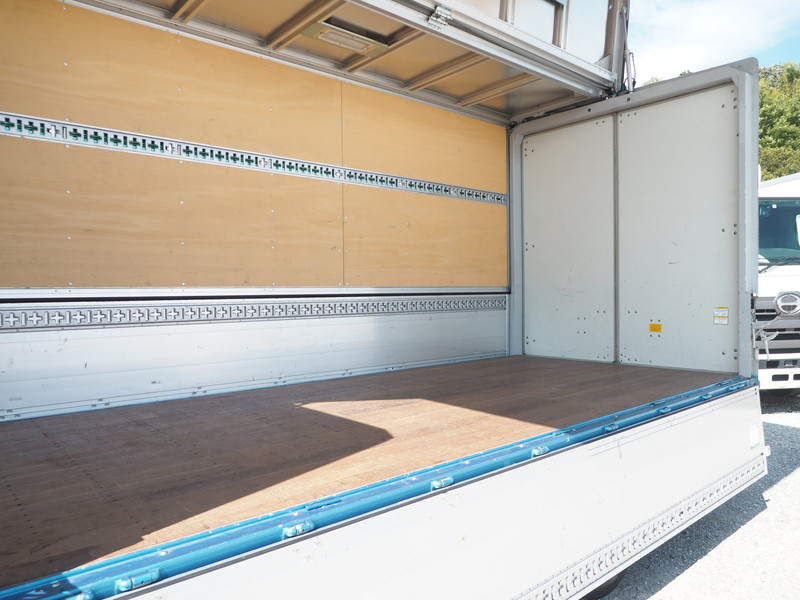 日野 デュトロ ウイング車 小型 TKG-XZU710M 年式 H28[写真18]