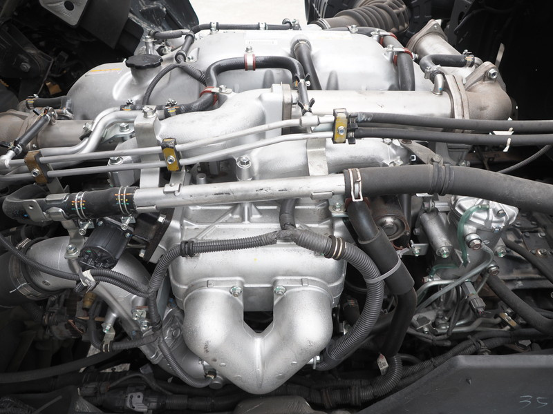 いすゞ ギガ ウイング車 大型 QKG-CYJ77A 年式 H25[写真43]