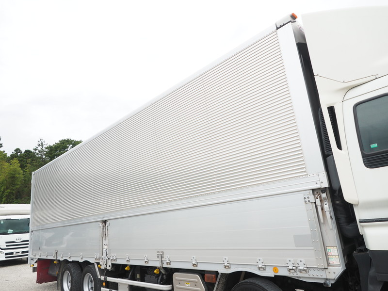 いすゞ ギガ ウイング車 大型 QKG-CYJ77A 年式 H25[写真08]