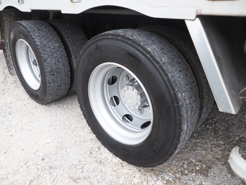 いすゞ ギガ ウイング車 大型 QKG-CYJ77A 年式 H25[写真41]