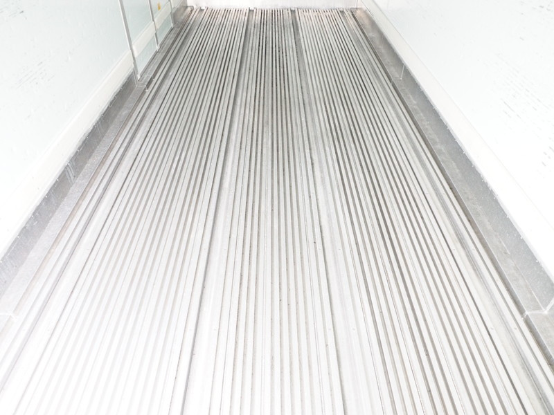 いすゞ フォワード 冷凍バン 中増t SKG-FSR90T2 年式 H25[写真19]