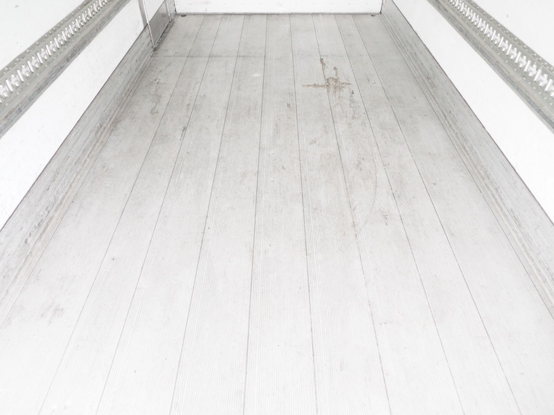 いすゞ フォワード 冷凍バン 中型 TKG-FRR90S2 年式 H25[写真16]