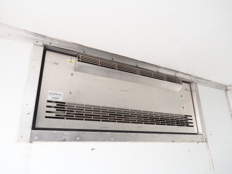 いすゞ フォワード 冷凍バン 中型 TKG-FRR90S2 年式 H25[写真17]