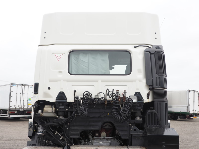 日野 プロフィア トラクタ 大型 QPG-SH1EDDG 年式 H27[写真13]