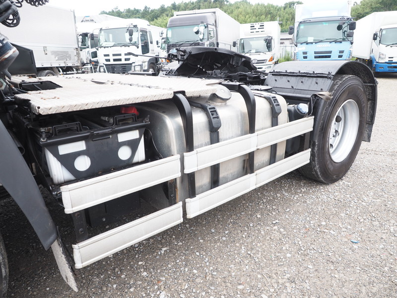 日野 プロフィア トラクタ 大型 QPG-SH1EDDG 年式 H27[写真12]