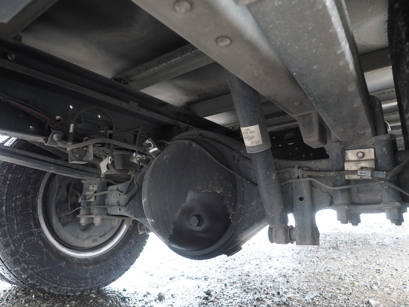 いすゞ エルフ バン車 小型 TKG-NPR85AN 年式 H26[写真20]