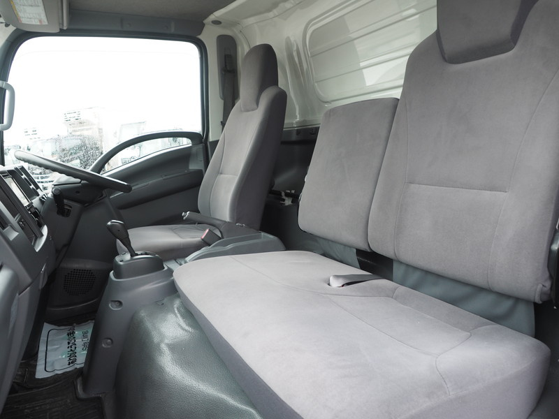 いすゞ エルフ バン車 小型 TKG-NPR85AN 年式 H26[写真18]