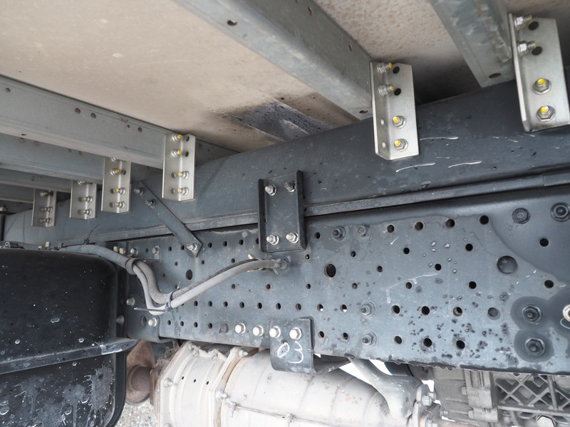 いすゞ エルフ 冷凍バン 小型 TKG-NPR85AN 年式 H26[写真33]