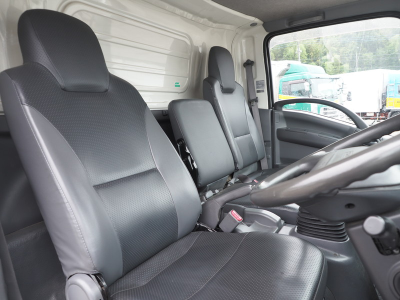 いすゞ エルフ 冷凍バン 小型 TKG-NPR85AN 年式 H26[写真24]