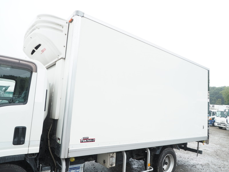いすゞ エルフ 冷凍バン 小型 TKG-NPR85AN 年式 H26[写真11]