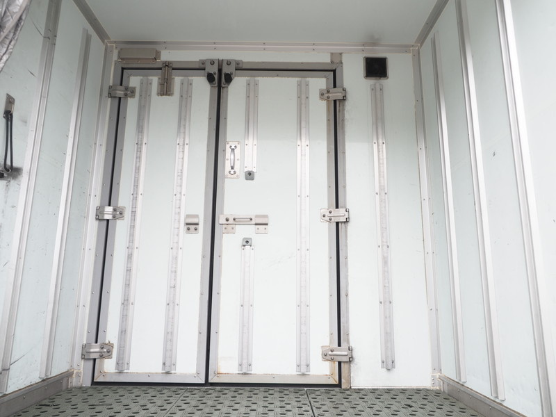 いすゞ エルフ 冷凍バン 小型 TKG-NPR85AN 年式 H26[写真15]