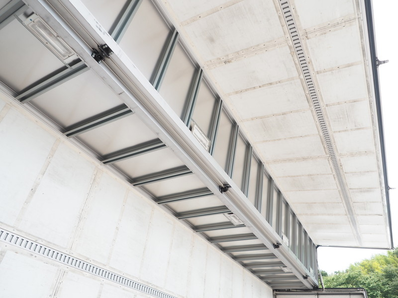 日野 グランドプロフィア ウイング車 大型 QKG-FW1EXBJ 年式 H24[写真22]