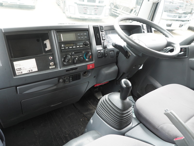 いすゞ エルフ 冷凍バン 小型 BKG-NLR85AN 年式 H23[写真25]