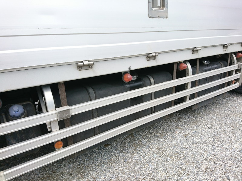 日野 グランドプロフィア ウイング車 大型 LKG-FW1EXBJ 年式 H23[写真13]