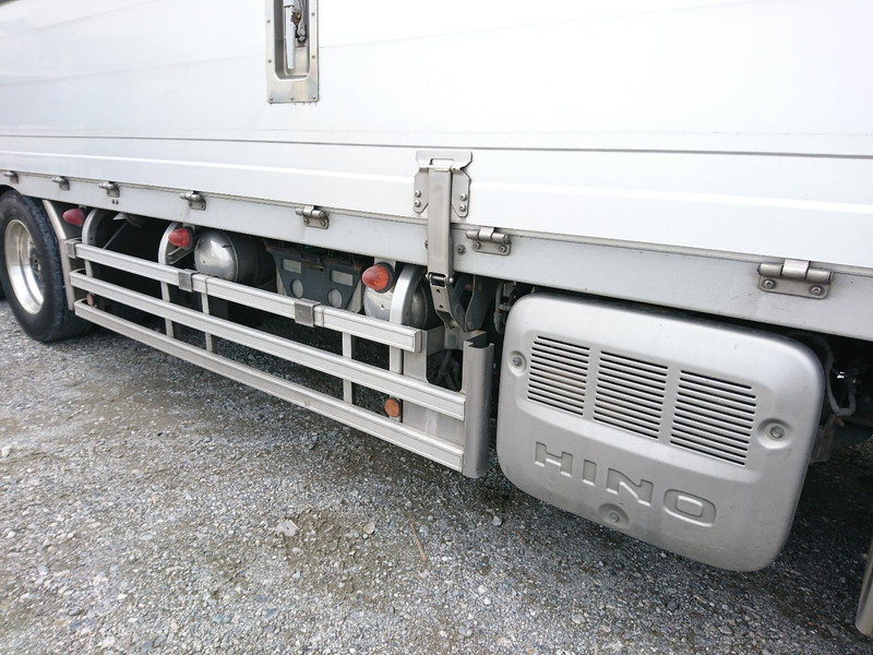 日野 グランドプロフィア ウイング車 大型 LKG-FW1EXBJ 年式 H23[写真08]