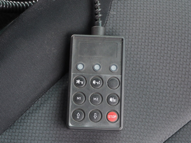 日野 グランドプロフィア ウイング車 大型 LKG-FW1EXBJ 年式 H23[写真37]