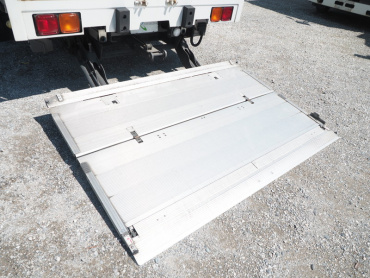 三菱ふそう ファイター ウイング車 中型 TKG-FK61F 年式 H27 [写真31]