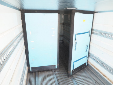 いすゞ フォワード 冷凍バン 中型 TKG-FRR90S2 年式 H27 [写真19]