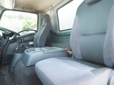 いすゞ フォワード 冷凍バン 中型 TKG-FRR90S2 年式 H27 [写真31]