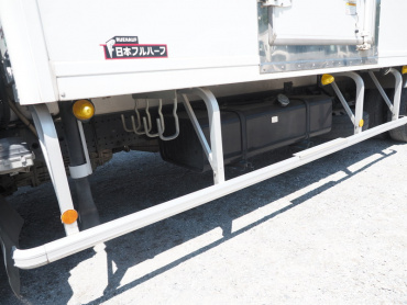 いすゞ フォワード 冷凍バン 中型 TKG-FRR90S2 年式 H27 [写真12]