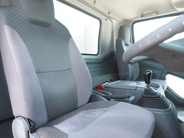 いすゞ フォワード 冷凍バン 中型 TKG-FRR90S2 年式 H27 [写真26]