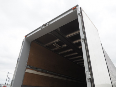 いすゞ ギガ ウイング車 大型 QKG-CYJ77A 年式 H25 [写真26]