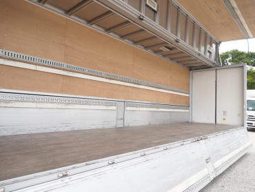 いすゞ ギガ ウイング車 大型 QKG-CYJ77A 年式 H25 [写真19]