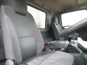 いすゞ フォワード 冷凍バン 中型 TKG-FRR90S2 年式 H25 [写真24]