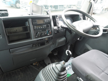 いすゞ フォワード 冷凍バン 中型 TKG-FRR90S2 年式 H25 [写真26]