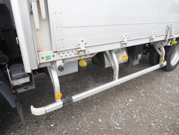 いすゞ エルフ ウイング車 小型 BKG-NPR85AN 年式 H22 [写真11]