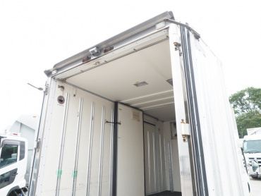 いすゞ エルフ 冷凍バン 小型 BKG-NLR85AN 年式 H23 [写真15]