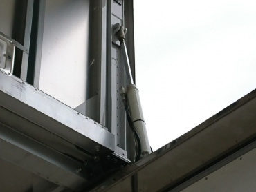 日野 グランドプロフィア ウイング車 大型 LKG-FW1EXBJ 年式 H23 [写真16]