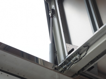 三菱ふそう スーパーグレート ウイング車 大型 QPG-FS64VZ 年式 H27 [写真16]