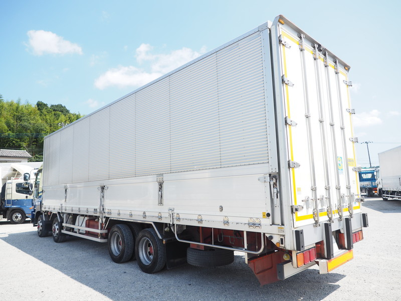 いすゞ ギガ ウイング車 大型 PDG-CYJ77W8 年式 H22[写真07]