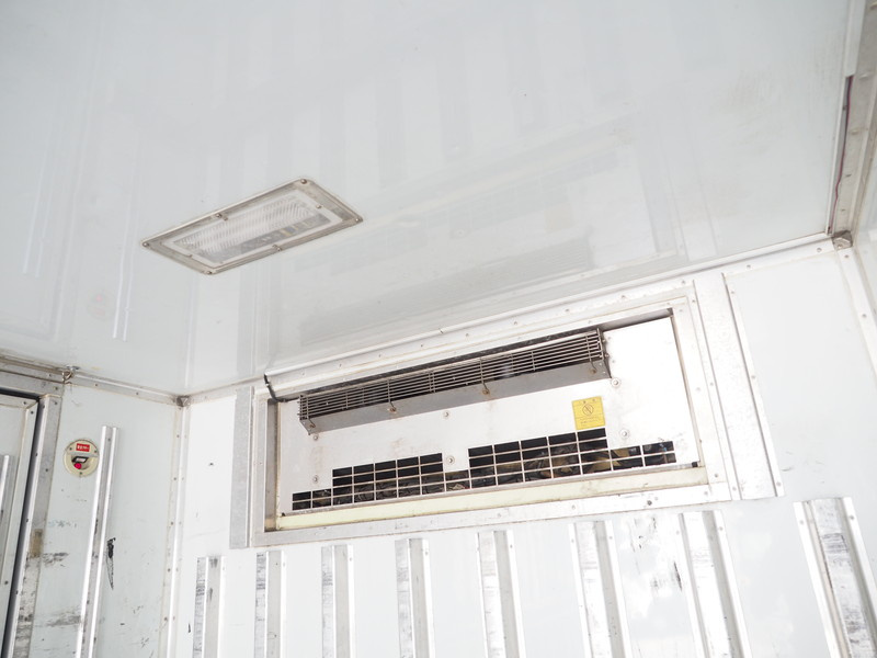 三菱ふそう ファイター 冷凍バン 中型 PDG-FK64F 年式 H20[写真20]