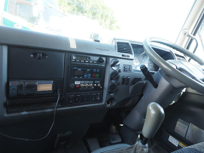 三菱ふそう ファイター 冷凍バン 中型 PDG-FK64F 年式 H20[写真29]