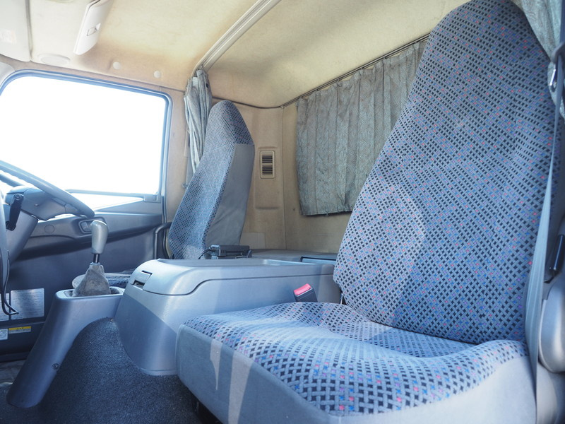 三菱ふそう ファイター 冷凍バン 中型 PDG-FK64F 年式 H20[写真30]