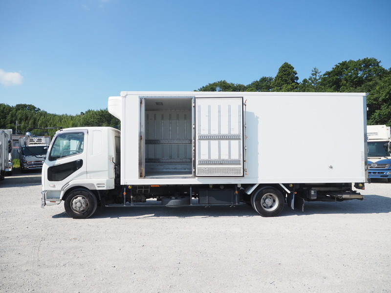 三菱ふそう ファイター 冷凍バン 中型 PDG-FK64F 年式 H20[写真16]
